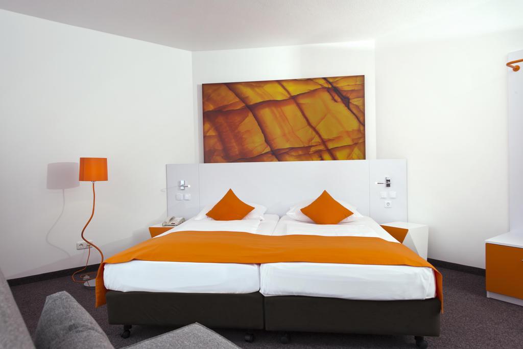 Wyndham Garden Centre Koenigsallee