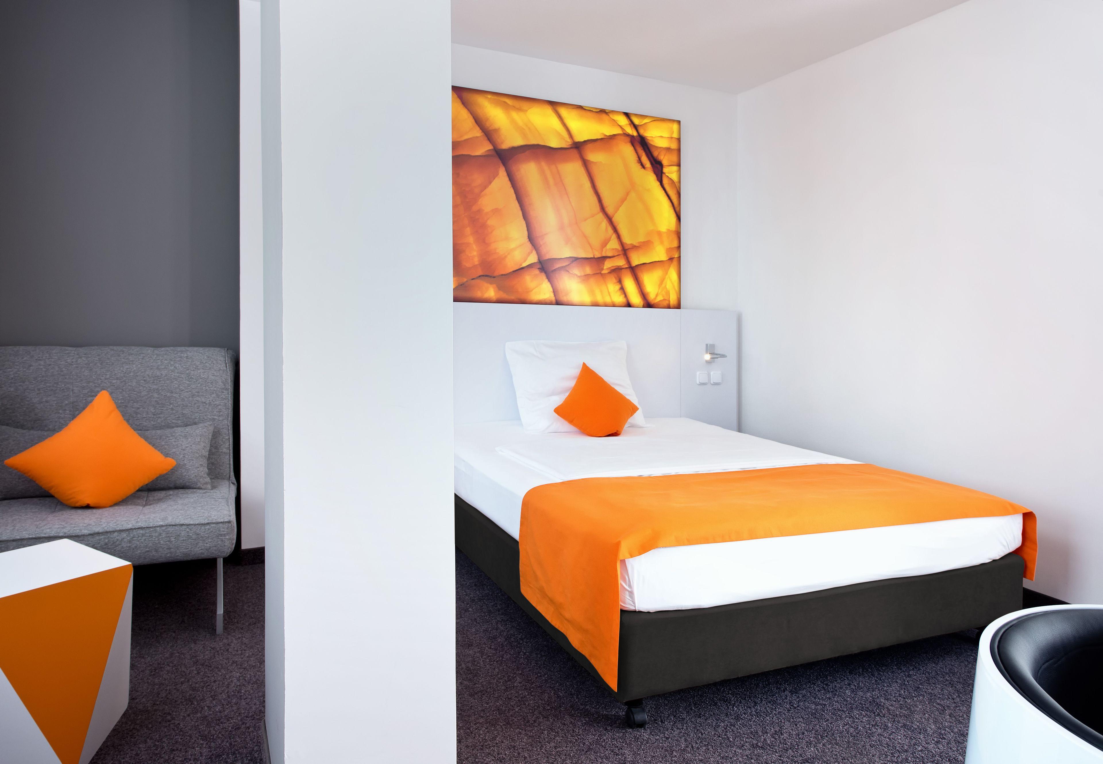 Wyndham Garden Centre Koenigsallee 4*