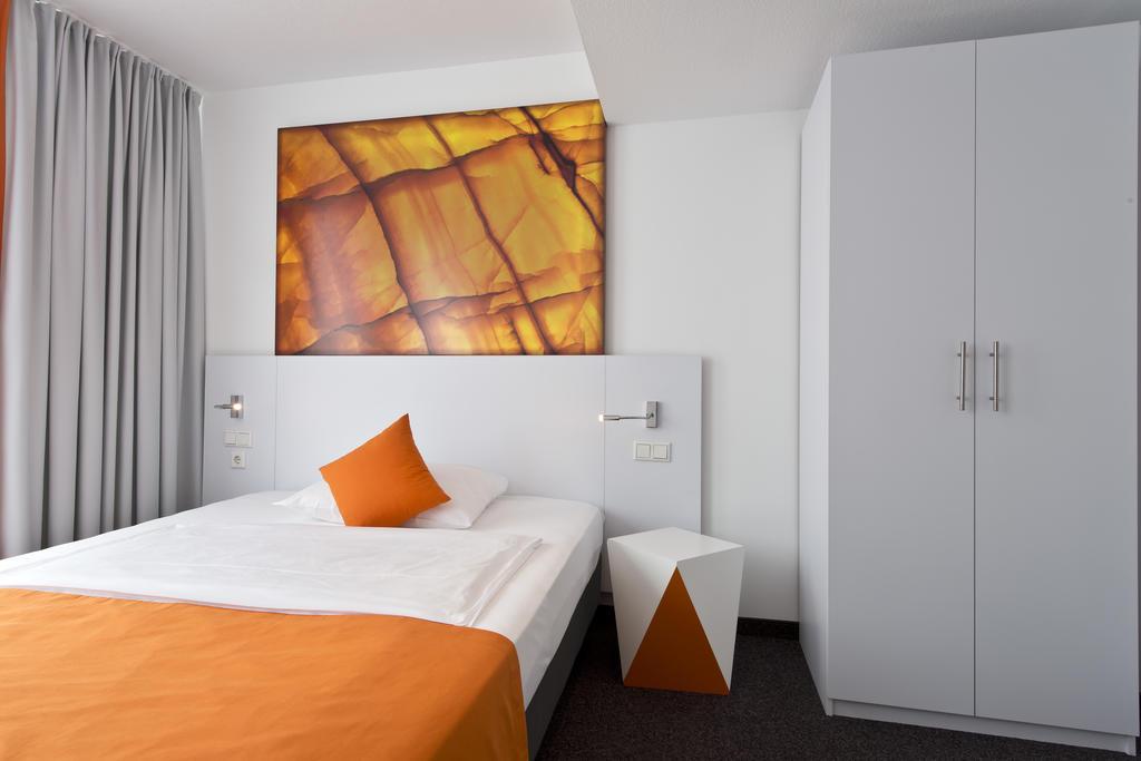 Wyndham Garden Centre Koenigsallee