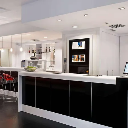 Hotel Wyndham Garden Centre Koenigsallee Düsseldorf